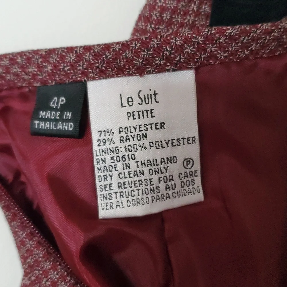 Maroon/Burgandy Le Suit 4 Petite Skirt Suit - Picture 6 of 7